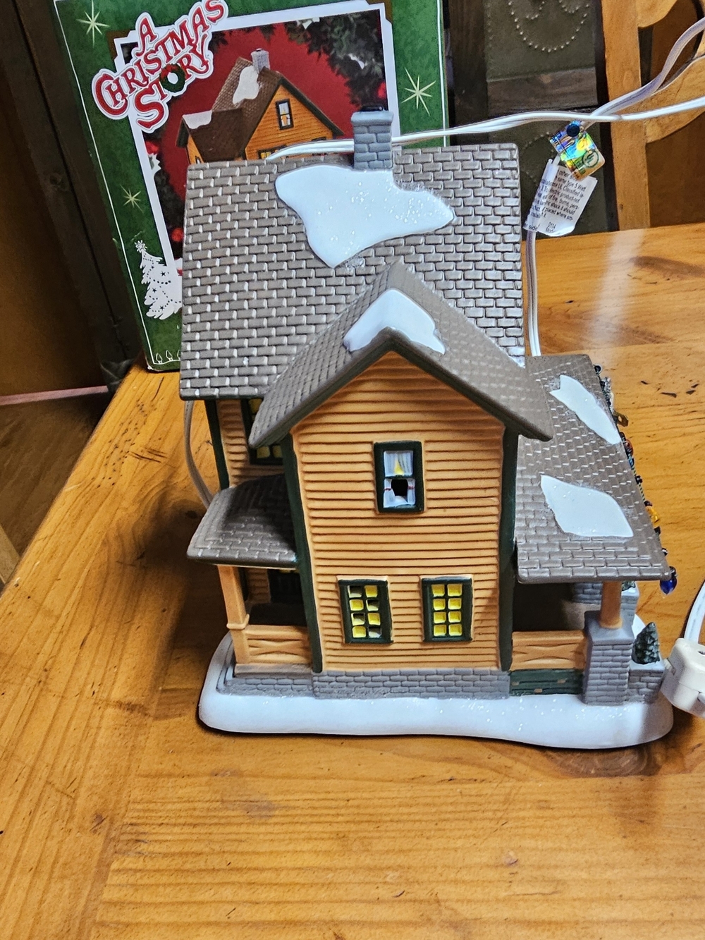 A Christmas story Ralphie's house light up - Picture 6 of 7